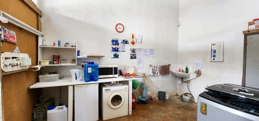 Commercial Property for Sale in Struisbaai Western Cape